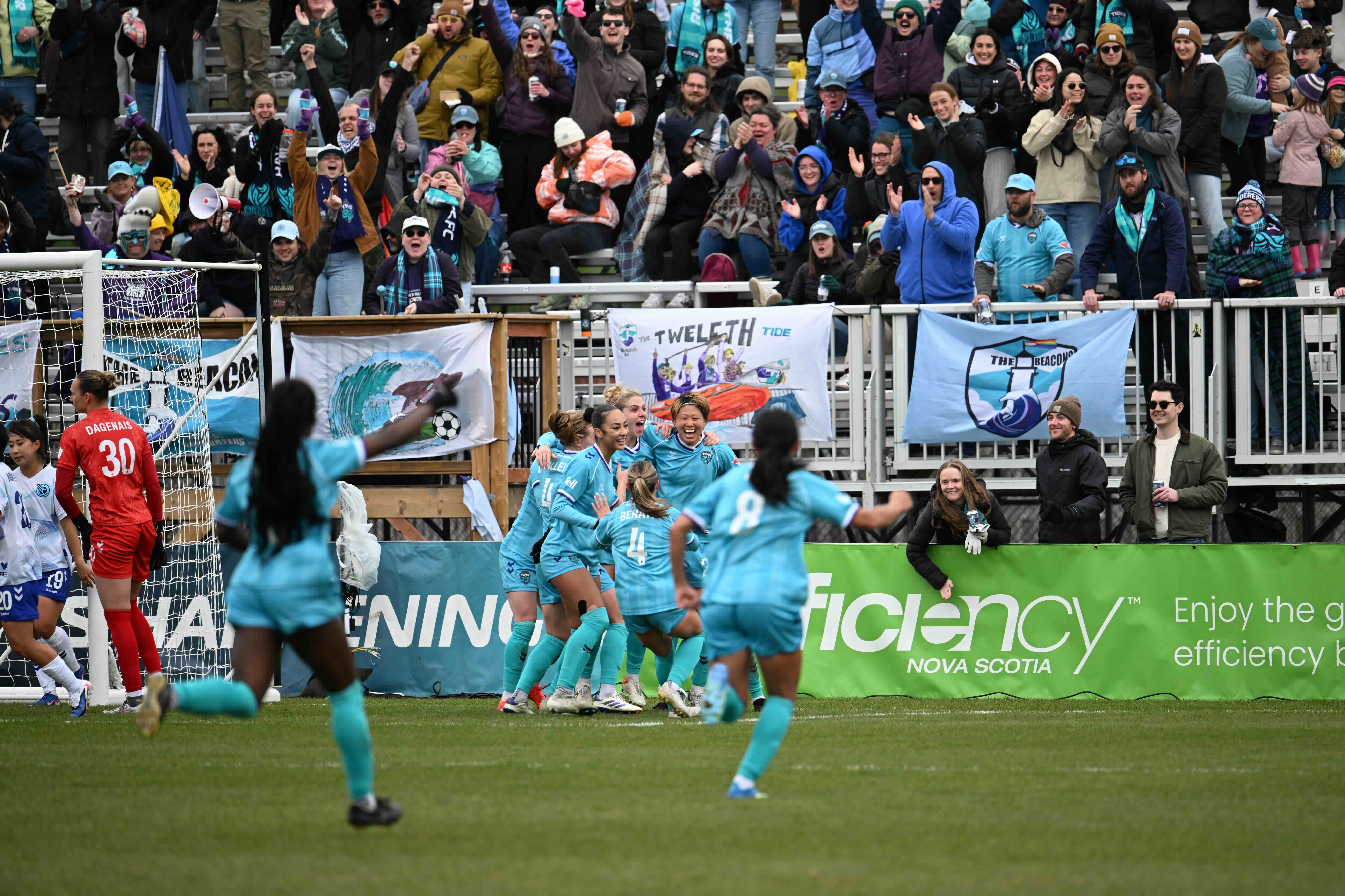 Fans Cheering