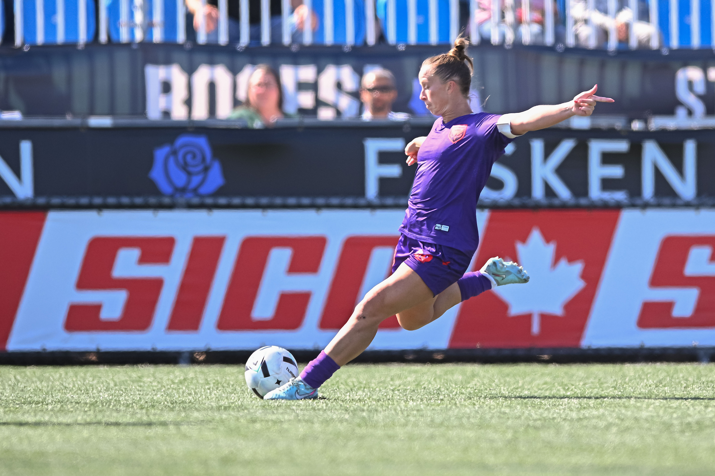 Calgary Stun Roses 2-0 to Stay Alive in Playoff Race
