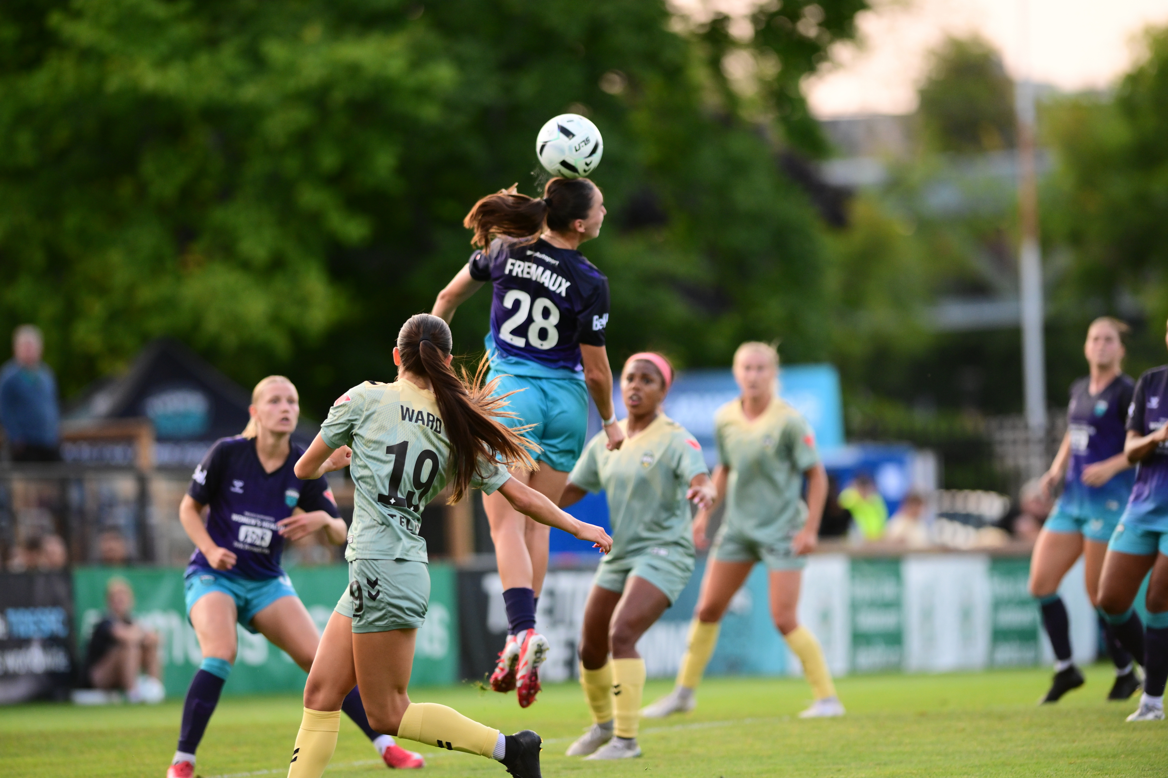 WEEK 18 PREVIEW: Midweek Showdowns and a Playoff Push From Coast to Coast