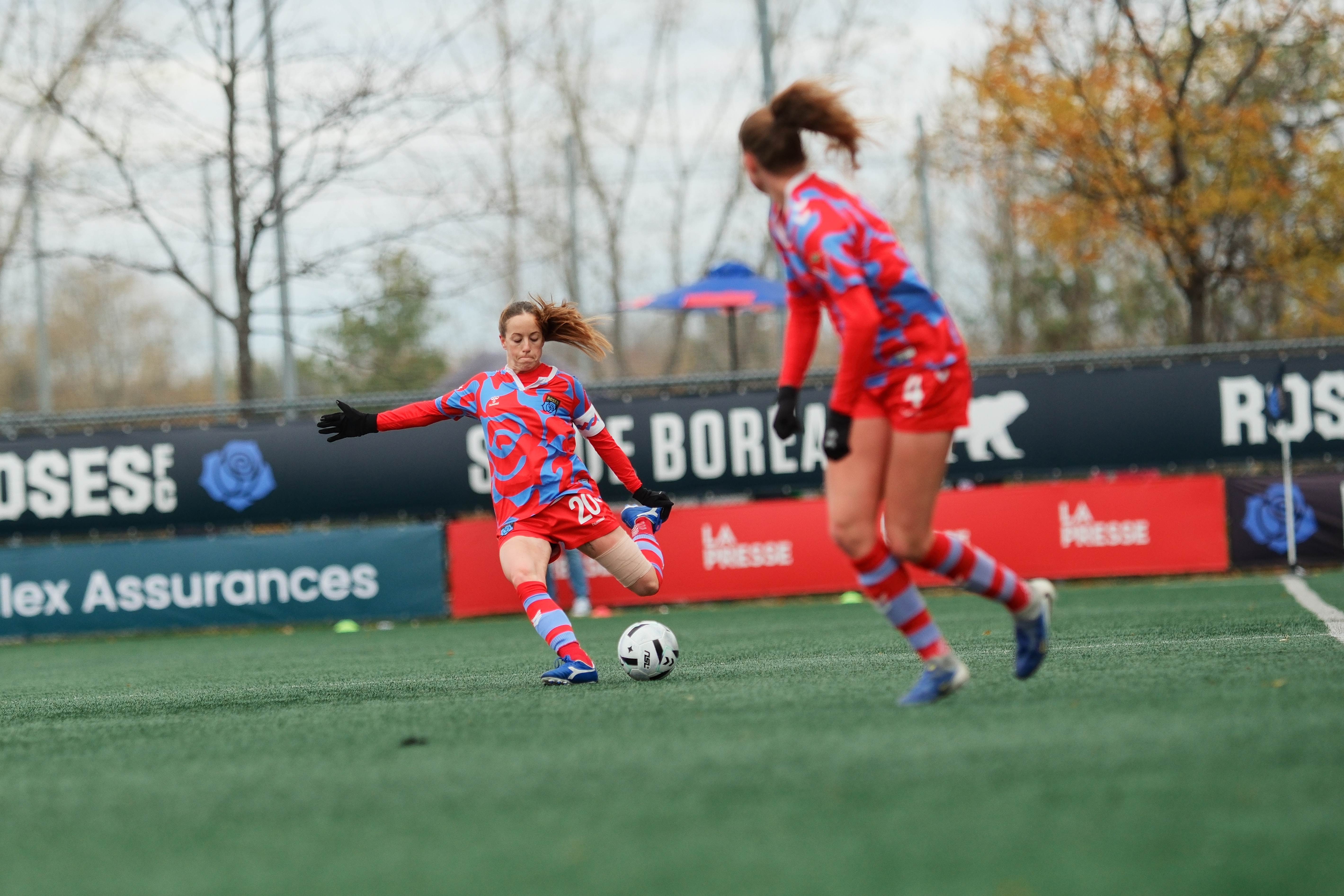 DEMI-FINALE : UN PREMIER DUEL INTENSE À DOMICILE POUR LES ROSES