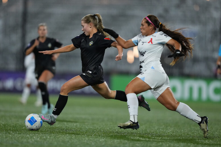 Vancouver Rise FC Academy clinches 8-nil victory over Alianza FC