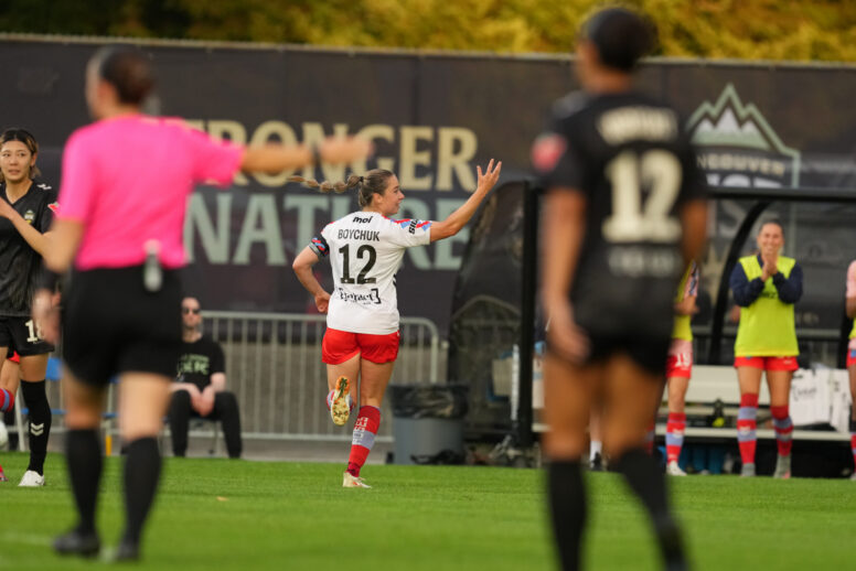 Vancouver Rise FC Outlast Montréal Roses FC 2-1 to Set League Record