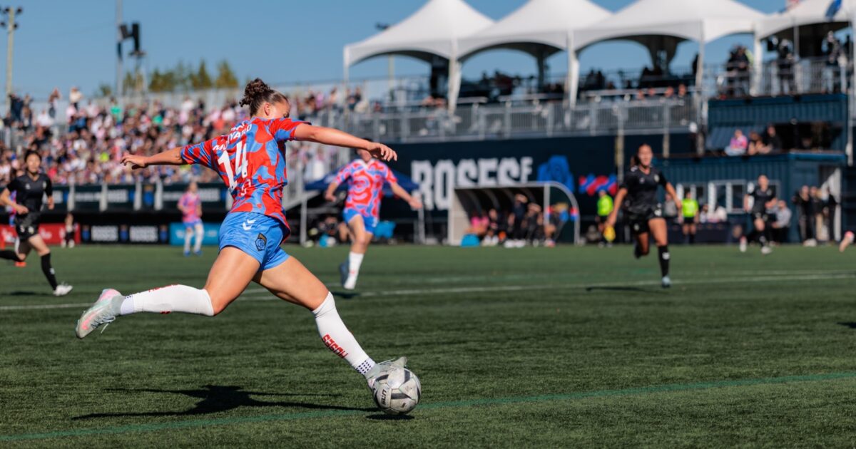 UN DUEL RELEVÉ - Roses de Montréal