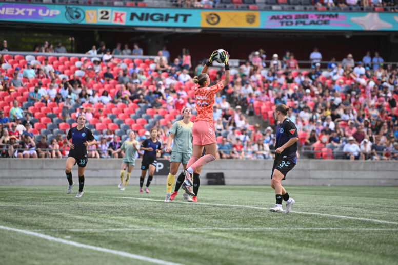 WEEK 20 PREVIEW: Tight Races and Rivalries Heat Up