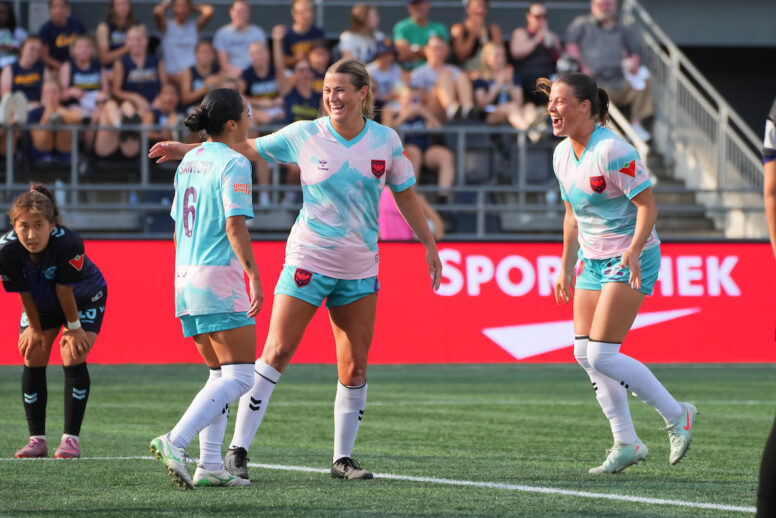 Calgary Wild FC Celebrate First Win over Ottawa Rapid FC