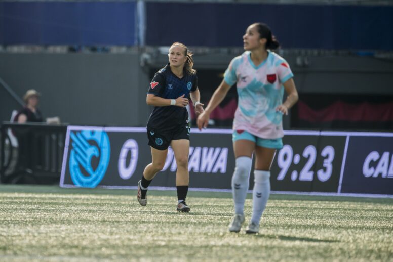 Midfielder Emily Amano Extends Through 2026