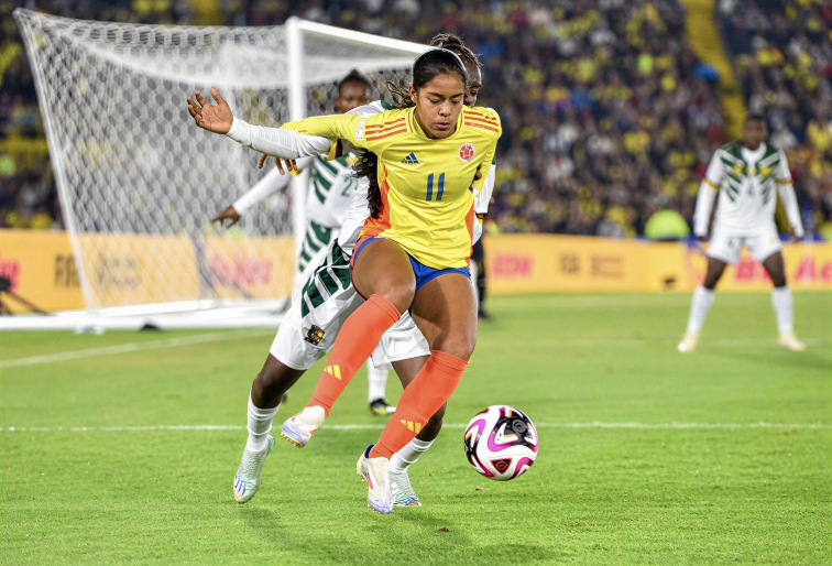 Vancouver Rise FC Sign Colombian Forward Maithé Lopéz On Loan From Angel City FC